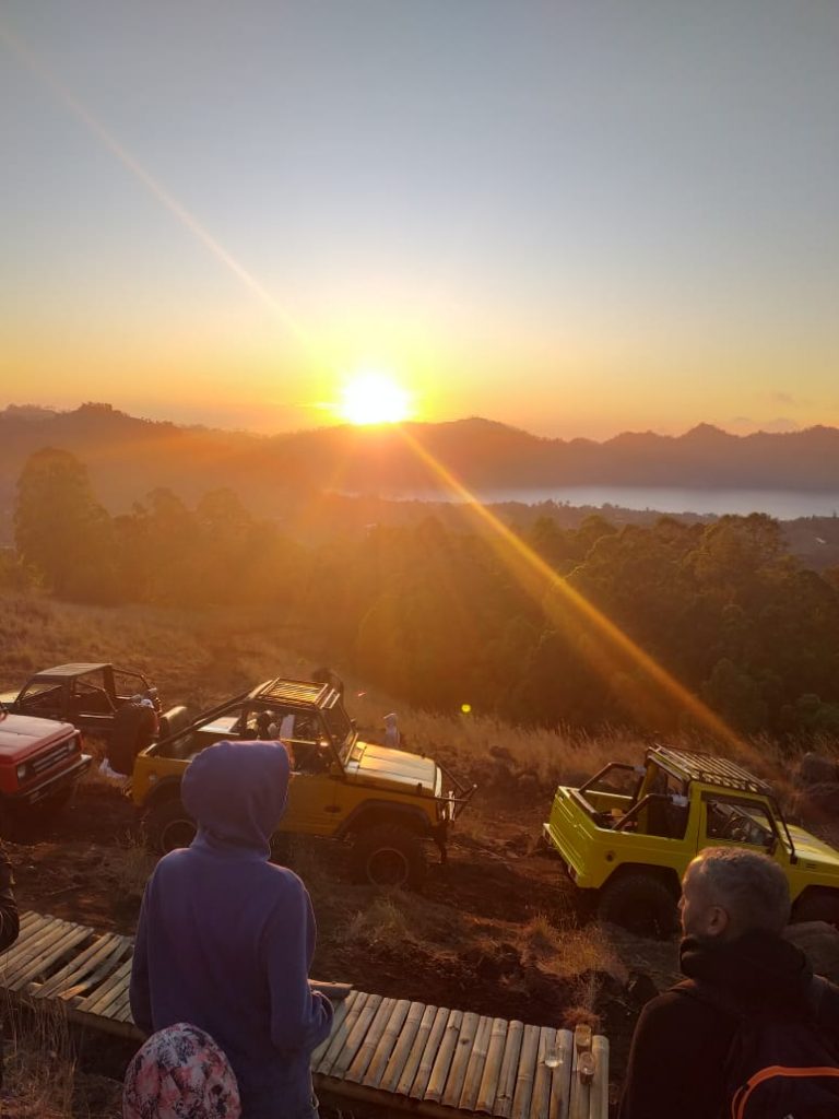 sunrise jeep batur tour